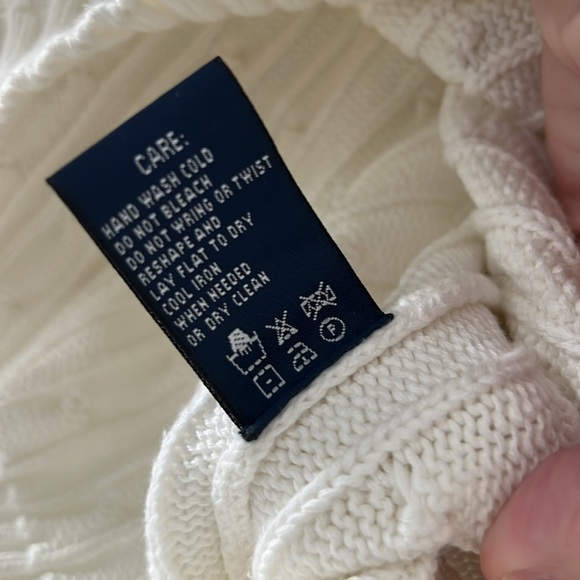 Ralph Lauren Sweater - Picture 3 of 3
